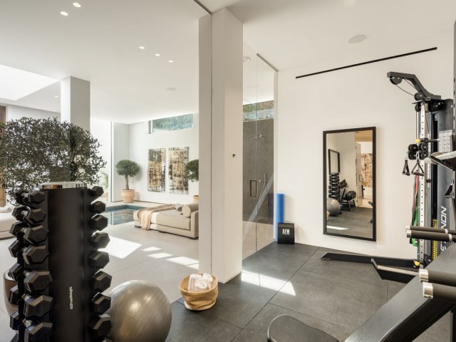 6 Slaapkamer Villa in Nueva Andalucía