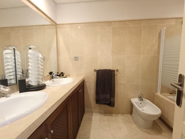 3 Slaapkamer Appartement in San Roque Club