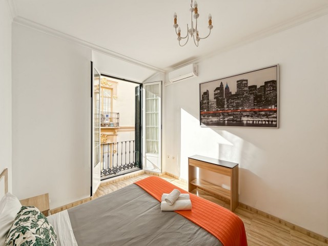 Apartamento con 4 Dormitorios  en Centro Histórico