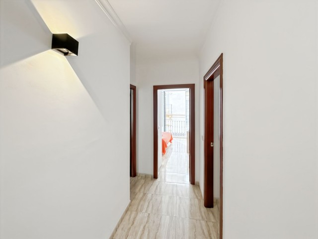 Apartamento con 4 Dormitorios  en Centro Histórico