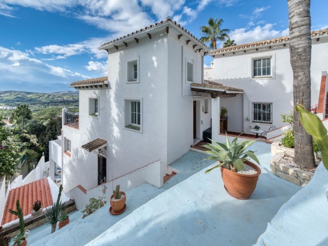 Villa, Sierrezuela, R4882288