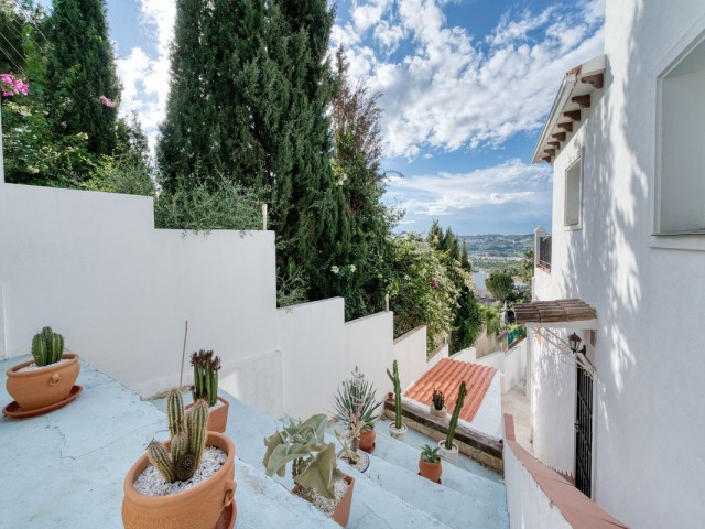 5 Sovrums Villa i Sierrezuela