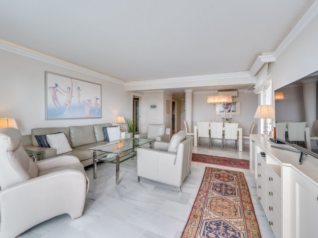 Appartement avec 3 Chambres  à Marbella