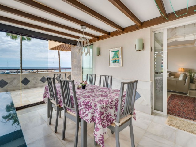Appartement avec 3 Chambres  à Marbella