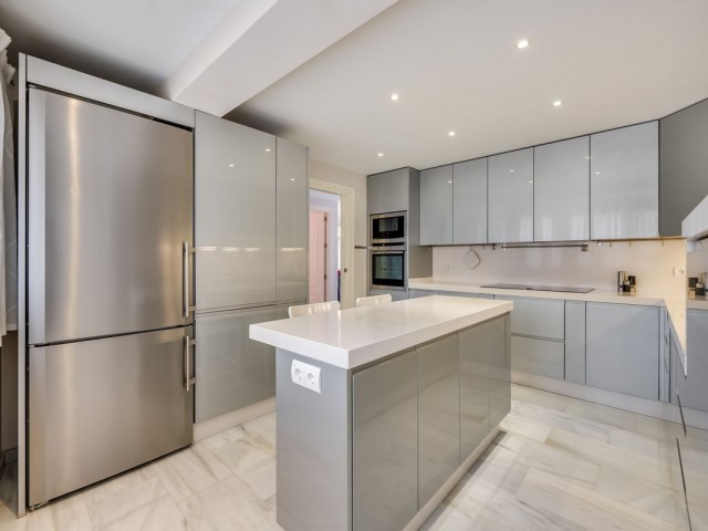 Appartement avec 3 Chambres  à Marbella