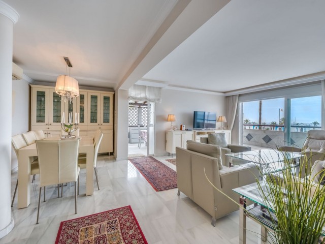 3 Bedrooms Apartment in Marbella