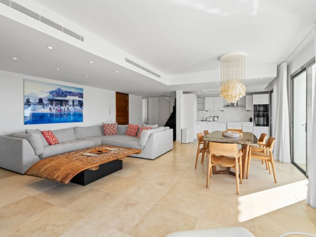 Appartement avec 3 Chambres  à Los Flamingos