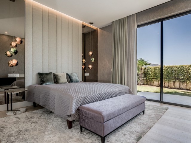 Villa avec 5 Chambres  à The Golden Mile