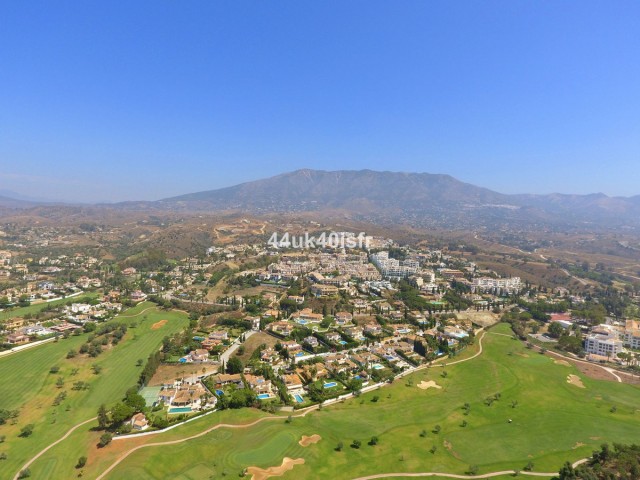 Villa avec 8 Chambres  à Mijas Golf