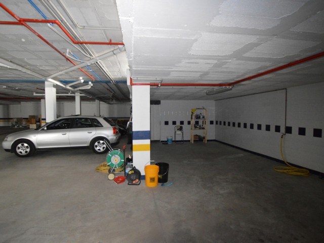 Kommersiell i San Pedro de Alcántara