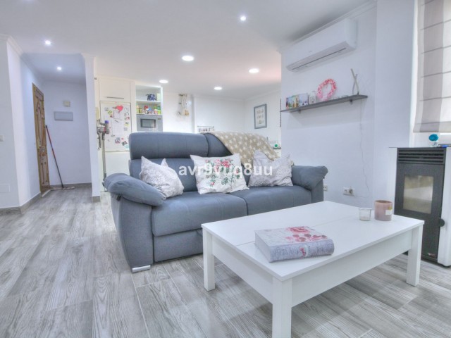 Kommerziell, Las Lagunas, R4747474