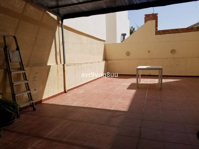 Commercial avec 2 Chambres  à Las Lagunas