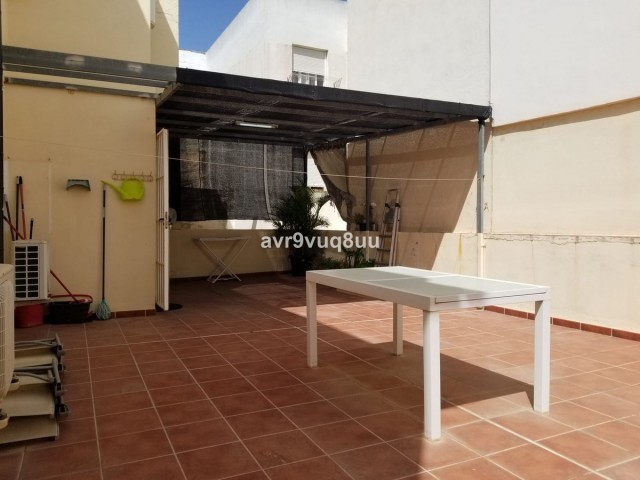 Commercial avec 2 Chambres  à Las Lagunas