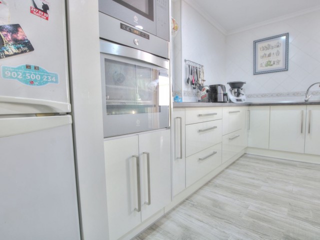 Liikekiinteistö Las Lagunas