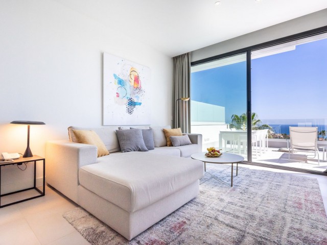 Apartamento con 2 Dormitorios  en Mijas