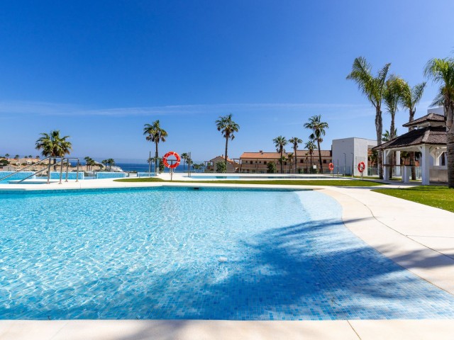 Apartamento con 2 Dormitorios  en Mijas