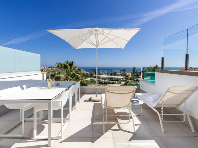 2 Bedrooms Apartment in Mijas