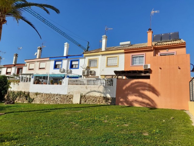 Reihenhaus, Las Lagunas, R4905196
