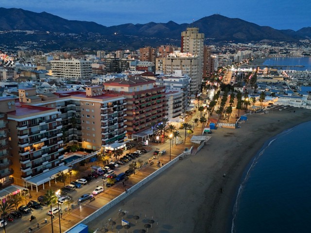 2 Bedrooms Apartment in Fuengirola