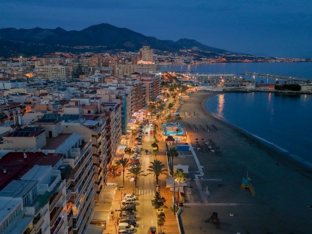 2 Bedrooms Apartment in Fuengirola