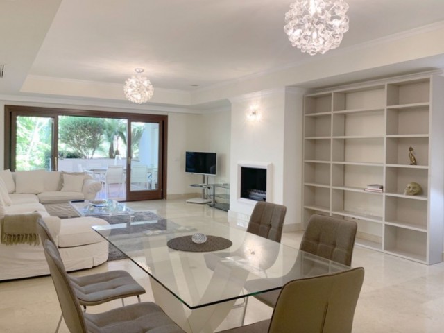 Apartamento con 2 Dormitorios  en The Golden Mile