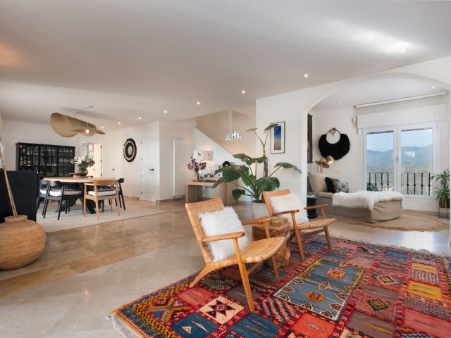 5 Slaapkamer Villa in La Mairena