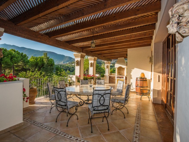 Villa avec 8 Chambres  à La Zagaleta