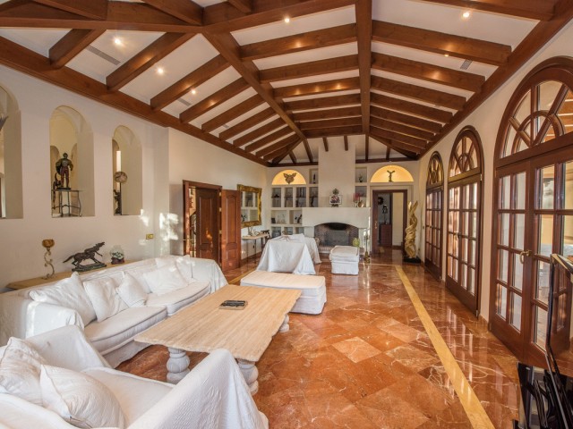 8 Sovrums Villa i La Zagaleta