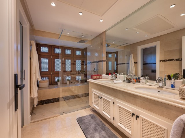 Appartement avec 3 Chambres  à Aloha