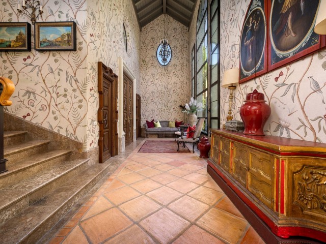 8 Schlafzimmer Villa in Guadalmina Baja