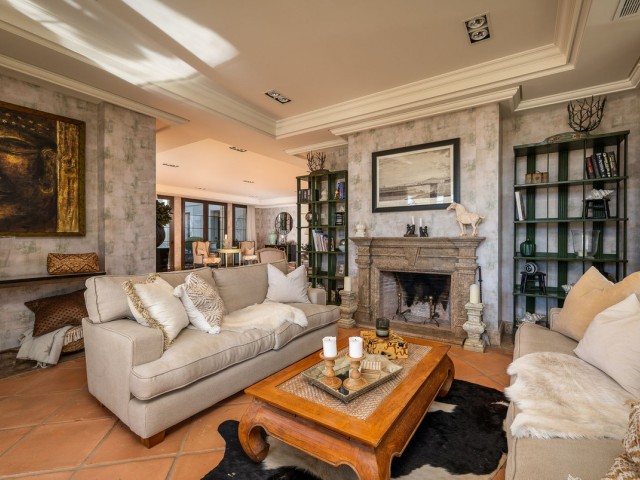 8 Schlafzimmer Villa in Guadalmina Baja
