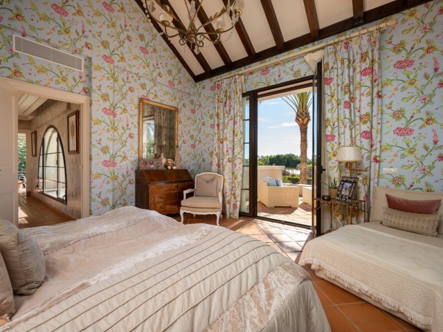 8 Schlafzimmer Villa in Guadalmina Baja