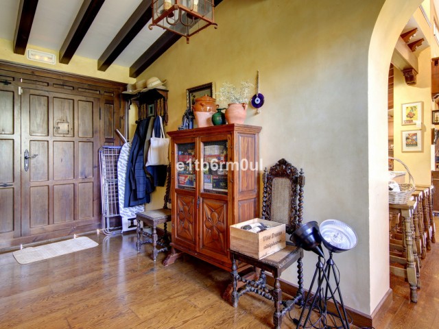 4 Schlafzimmer Villa in Ojén
