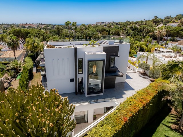 4 Slaapkamer Villa in Nueva Andalucía