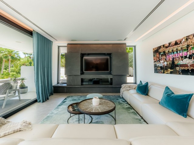 4 Slaapkamer Villa in Nueva Andalucía
