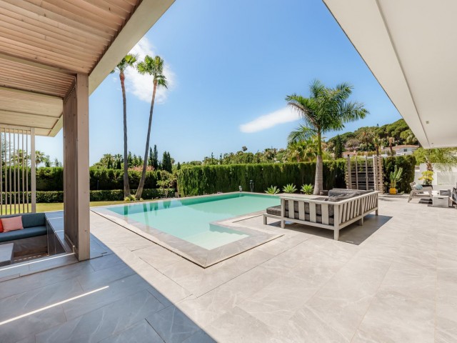 4 Slaapkamer Villa in Nueva Andalucía