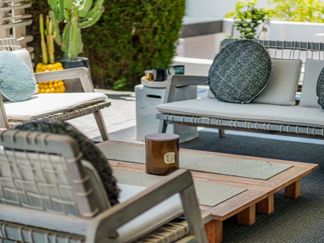 Villa avec 4 Chambres  à Nueva Andalucía