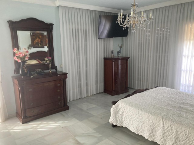 4 Bedrooms Villa in Selwo