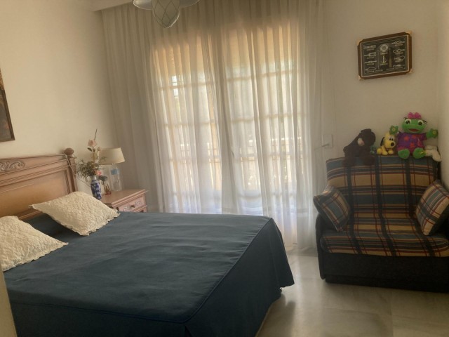 4 Bedrooms Villa in Selwo