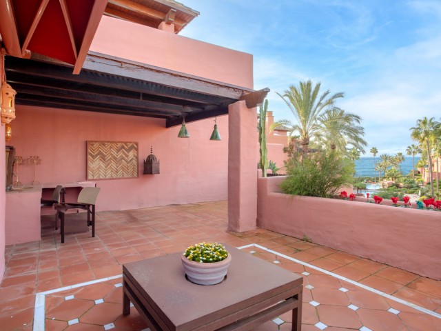 Appartement avec 3 Chambres  à Estepona
