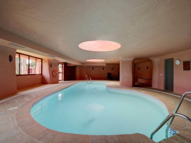 Appartement avec 3 Chambres  à Estepona