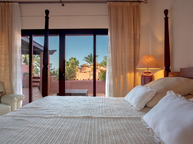 Appartement avec 3 Chambres  à Estepona