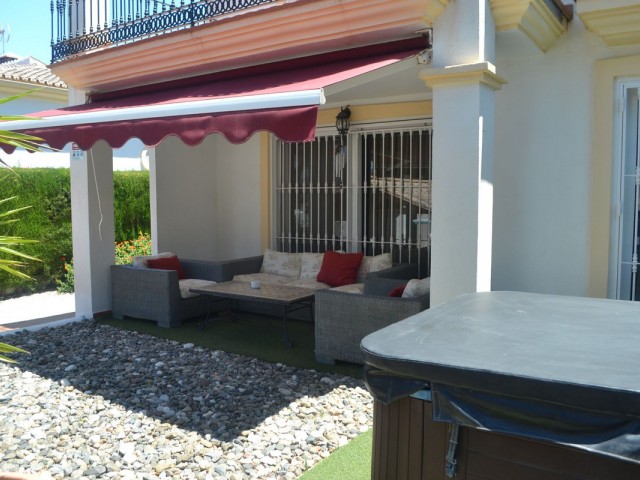 Reihenhaus, Alhaurin Golf, R4087168