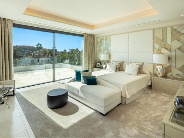 6 Sovrums Villa i Nueva Andalucía