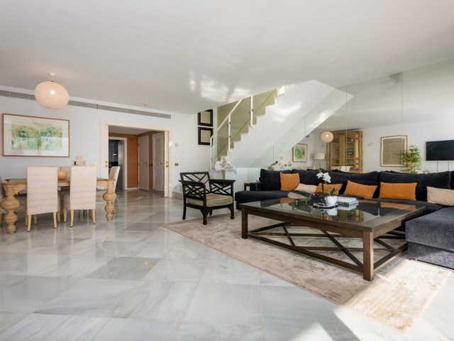 Penthouse in Puerto Banús