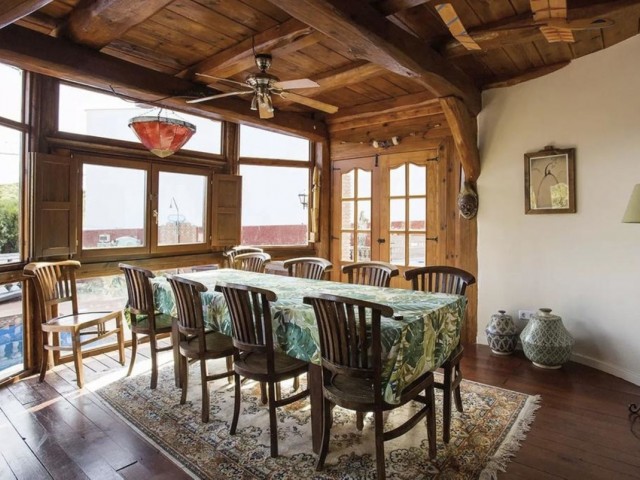 5 Bedrooms Villa in Cabopino