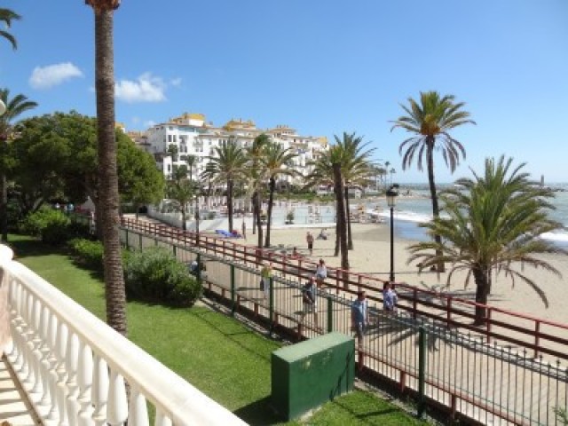 5 Sovrums Lägenhet i Puerto Banús