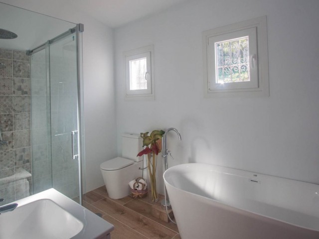 4 Schlafzimmer Villa in Casares