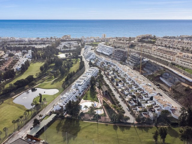 Apartamento con 3 Dormitorios  en La Cala de Mijas