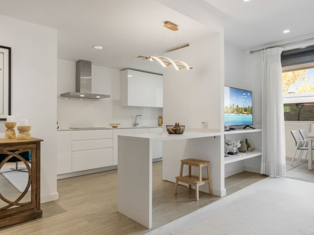 Apartamento con 3 Dormitorios  en La Cala de Mijas